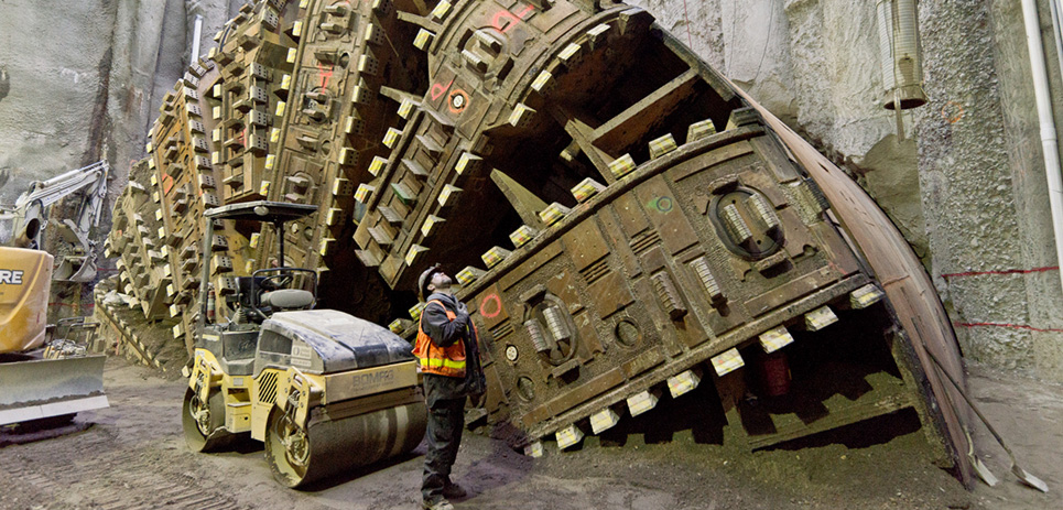 bertha-resumes-digging-alaskan-way-viaduct